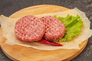 Raw beef cutlet for burger