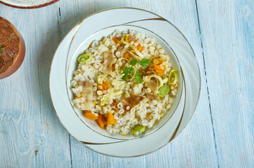 Pearl barley, bacon & leek casserole