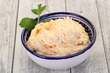Curd with dry apricot