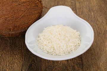 Coconut shredded chip with nut