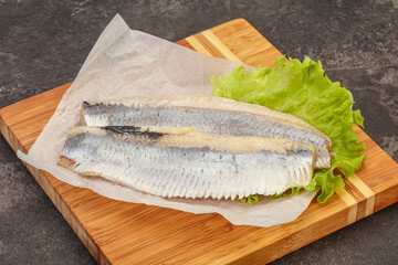Herring fillet with salad leaves