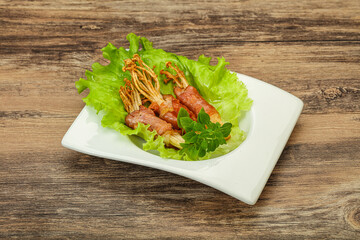 Roasted enoki mushrooms with bacon