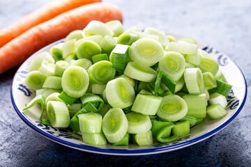 washed sliced ready-to-cook leeks