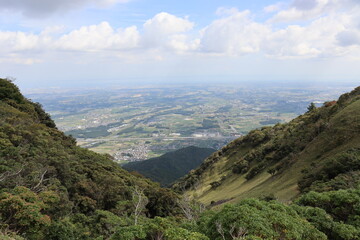 日本の入道ヶ岳と呼ばれる山の山頂の絶景。みんなに伝えたい。