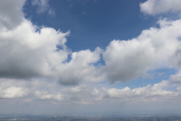 Fototapeta na wymiar 日本の入道ヶ岳と呼ばれる山の山頂の絶景。みんなに伝えたい。
