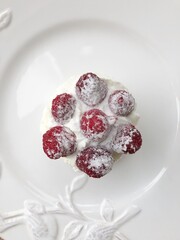 Anna Pavlova cake with cream and berries 