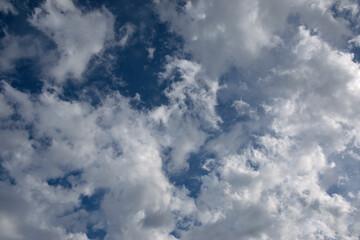 Fototapeta na wymiar Dramatic sky with white clouds.