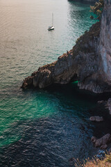 agua y monta&ntilde;a