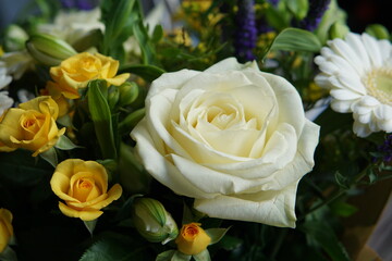 Flower bouquet, gerbera flower, roses