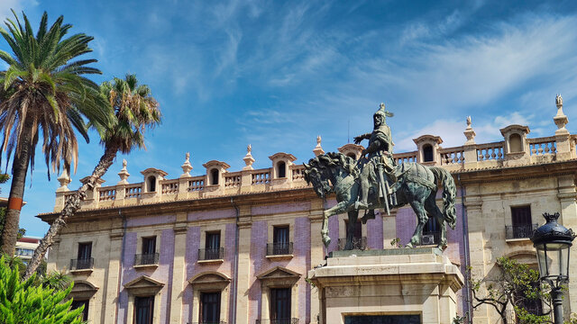 Alfonso The Magnanimous Square And Equestrian Statue Of King James I, Valencia