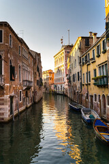 Fototapeta na wymiar Venice Channels