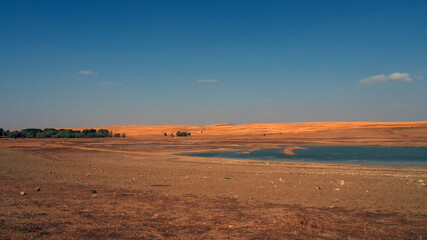 drought in continental climate, decrease in water levels, consequences of global warming,