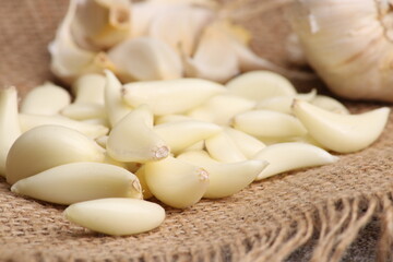 Raw garlic Cloves and Bulb. on barlup.