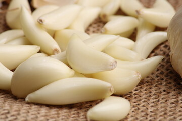 Raw garlic Cloves and Bulb. on barlup.
