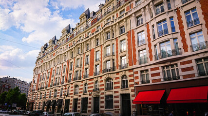 Obraz premium Brussels, Belgium - May 11, 2018: Wonderful Views Of The City Streets Of The Old Part Of Brussels On A Sunny Spring Day