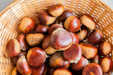 Castañas de temporada de Otoño