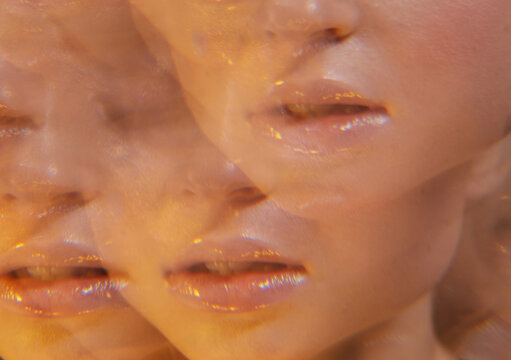 Multi exposure glossy lips