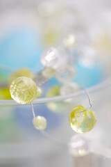 光と水のイメージ