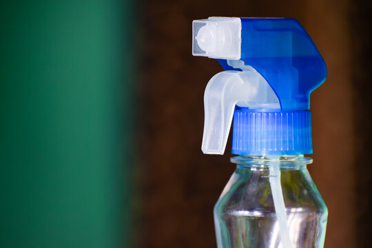 Hand sanitizer bottle top for spraying.