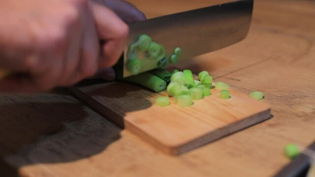 Lauch schneiden Zwiebeln hacken