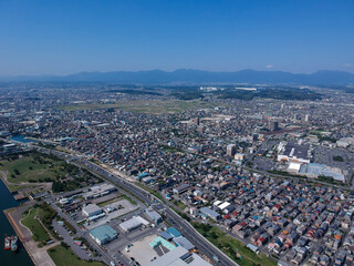 Fototapeta na wymiar 航空撮影した四日市の街風景