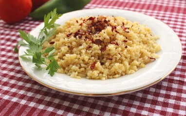 bulgur wheat with vegetables and spice
