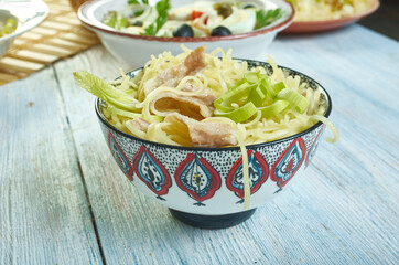 Smoky bacon pot noodle for one