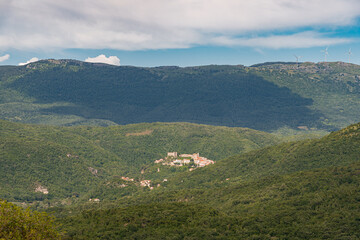 Carpinone. Carpinone is an Italian town of 1,075 inhabitants in the province of Isernia in Molise....