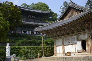 Magoksa Temple in Jeongan, Korea 대한민국 정안 마곡사	