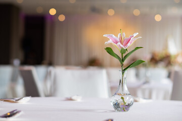 flower pot wedding decoration, bunch of flowers, rose
