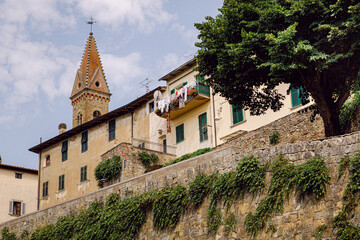 Fototapeta na wymiar Borgo fortificato Medievale Italiano
