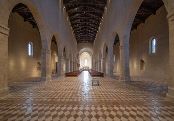 Obraz premium L'Aquila, Italy - one of the most beautiful medieval churches in Abruzzo, Santa Maria di Collemaggio is a major tourist attraction. Here in particular its interiors