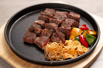 Tepanyaki - japanese grilled beef on pan