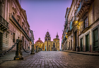 The Guanajuato Cathedral as seen from the Benito Juarez Avenue - obrazy, fototapety, plakaty