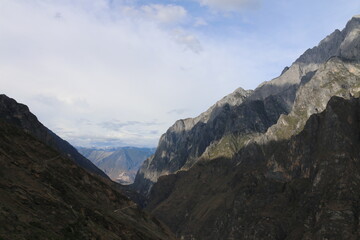 Fototapeta premium HUTAOXIA, YUNNAN, CHINA