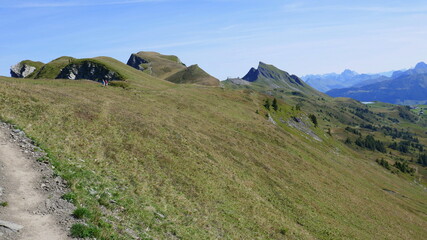 Gipfelkreuz mit herrlichem Ausblick auf dem Hochblanken, Damüls, Vorarlberg
