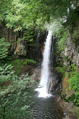 Fototapeta na wymiar waterfall in entraigues in auvergne (france)