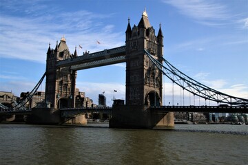 Fototapeta na wymiar Tower Bridge across the river Thames