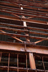 錆びた鉄骨