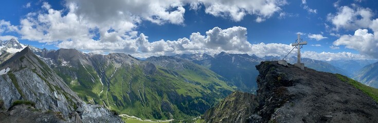 Fototapeta premium rocky mountain landscape