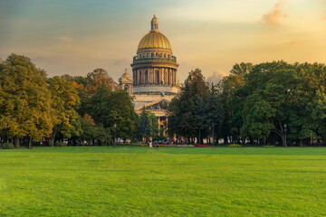 St. Isaac Cathedral in Saint-Petersburg, Russia. Sityscape