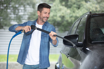 car wash with pressure washer