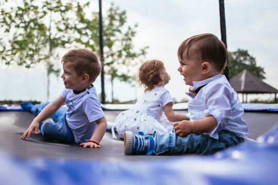 Kids playing at trampoline