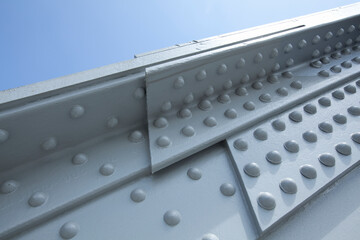 鉄骨とリベット