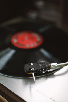 Vintage turntable with spinning record