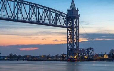 Fototapeta premium bridge at night