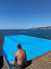 Fototapeta premium couple in the pool