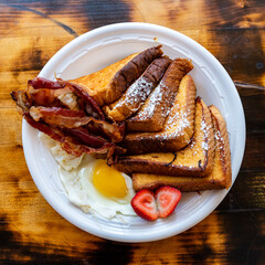 French Toast and eggs 
