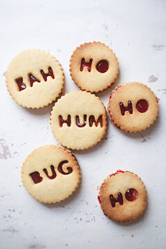 Baking Christmas biscuits / cookies filled with jam