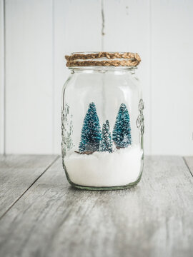 Winter jar